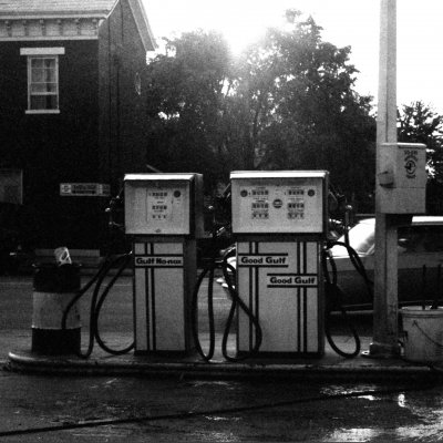 RONS GULF  BW